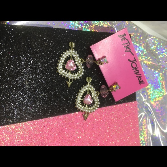 Betsey Johnson Cupid Heart Earrings - Picture 2 of 2